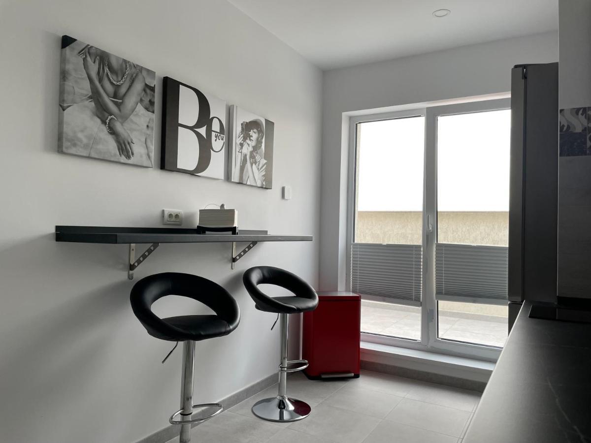Unique Penthouse Lakeview W19 Bukurešť Exteriér fotografie